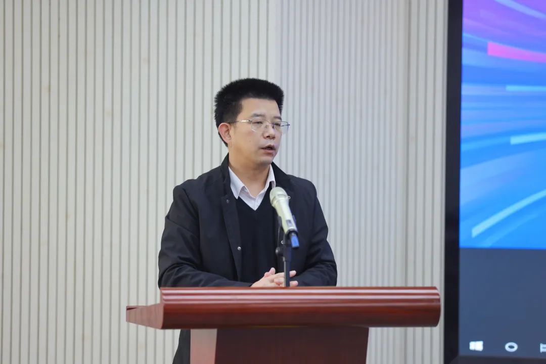 曾志嵘致辞.jpg